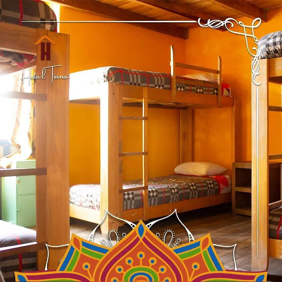 בית הארחה לטקונגה Hostal Cafe Tiana