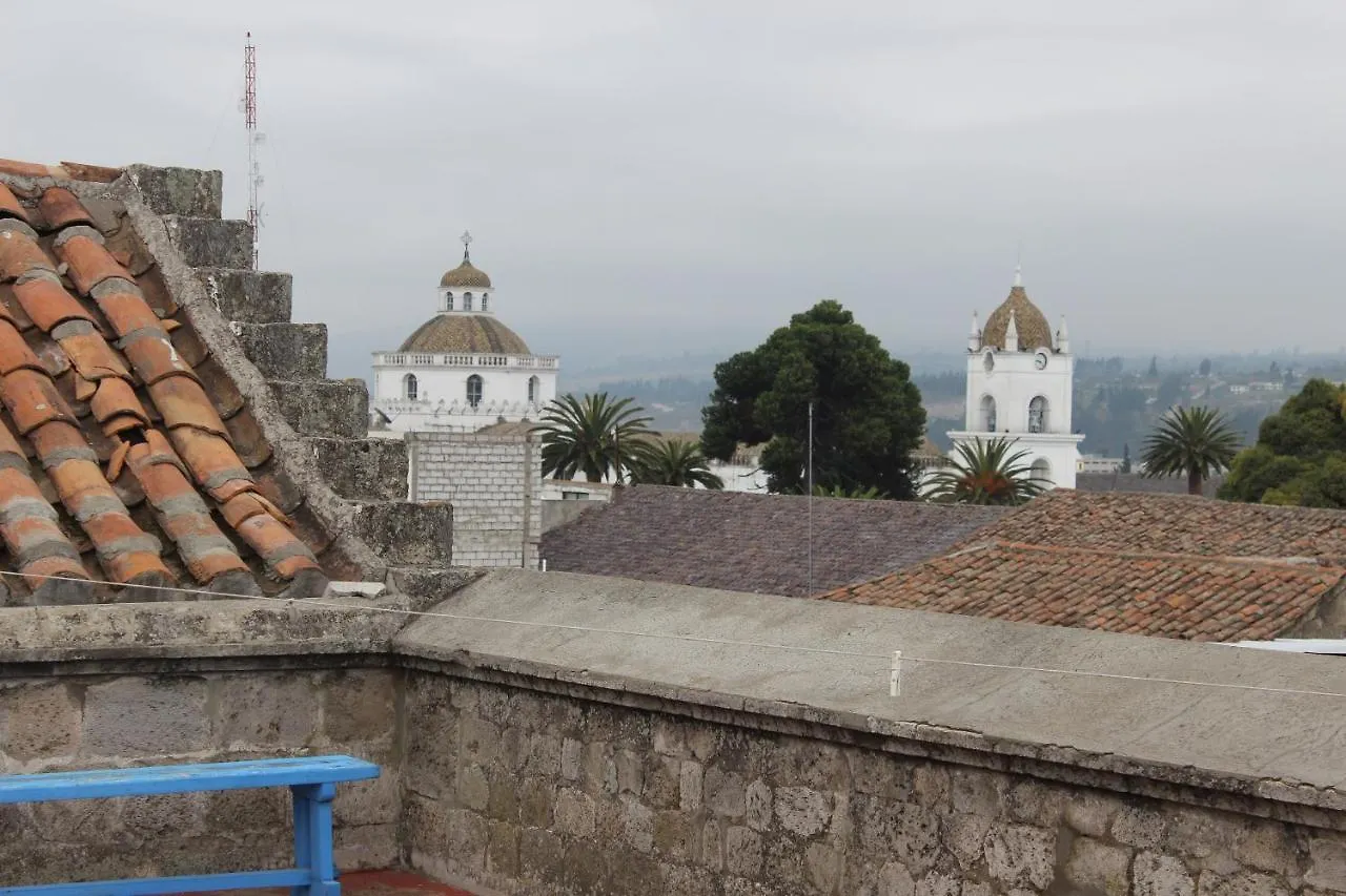 Hostal Cafe Tiana Latacunga 0*,  Ecuador